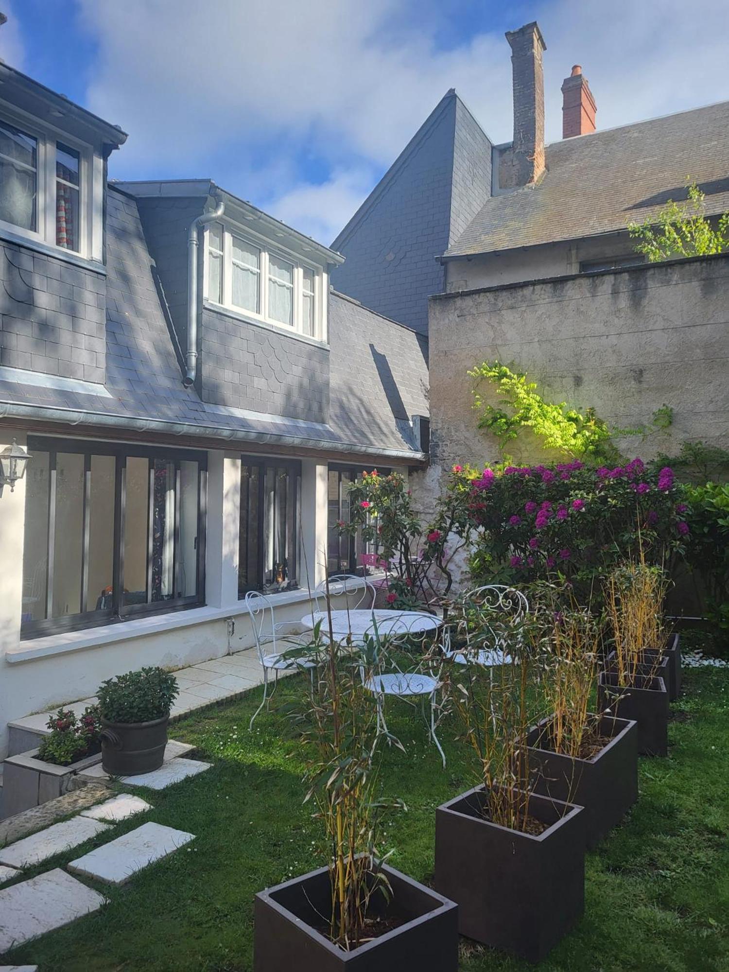 Au Puits De L'Abbaye Apartment Bourges Bagian luar foto